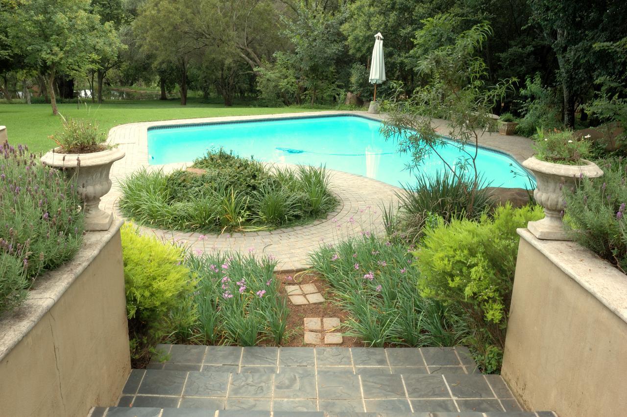 Chartwell Manor Bagian luar foto