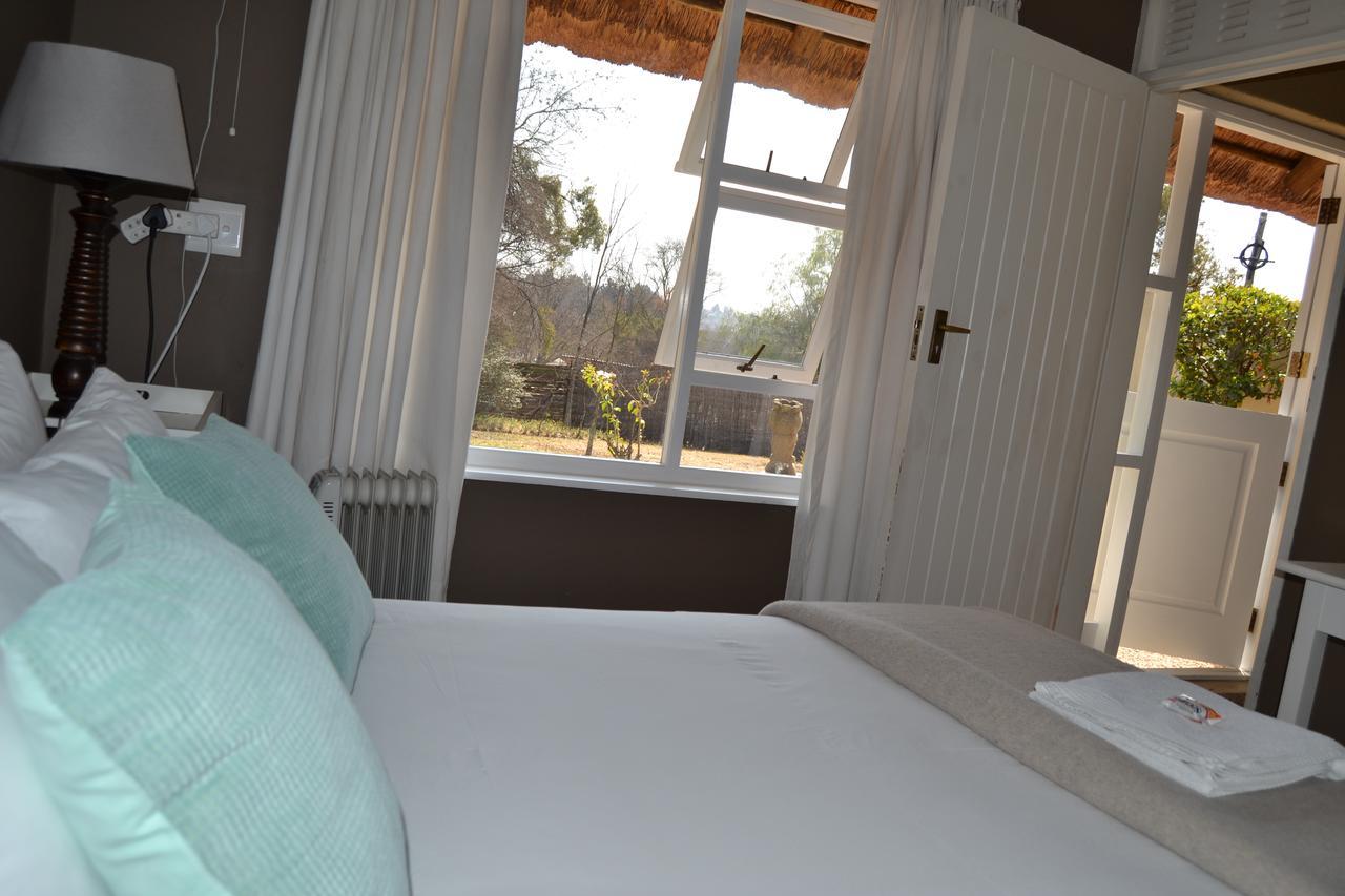 Chartwell Manor Bagian luar foto