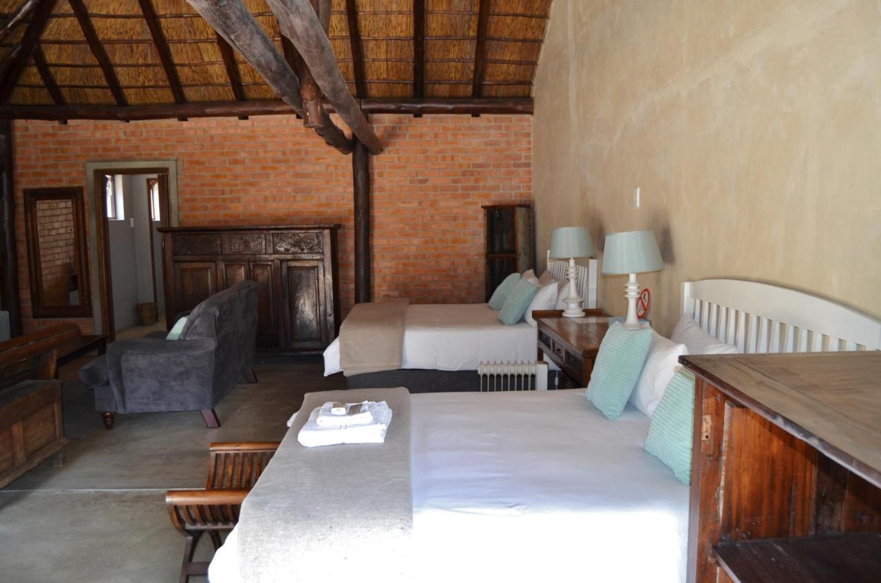 Chartwell Manor Bagian luar foto