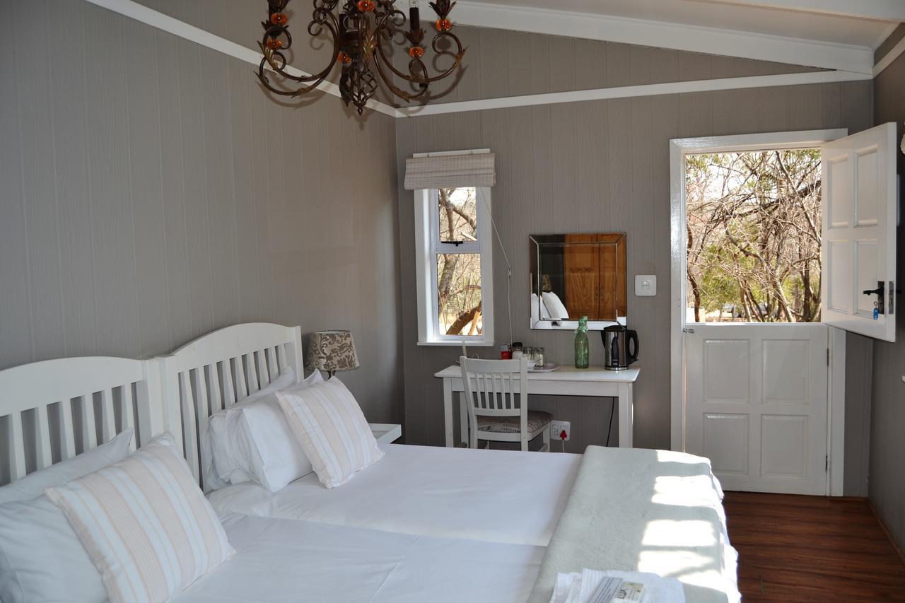 Chartwell Manor Bagian luar foto