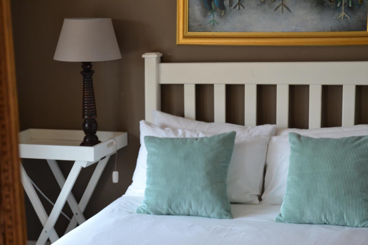 Chartwell Manor Bagian luar foto