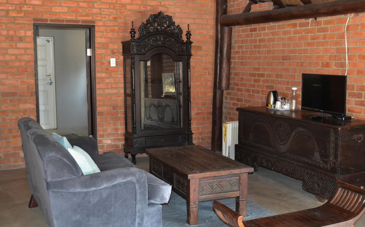 Chartwell Manor Bagian luar foto